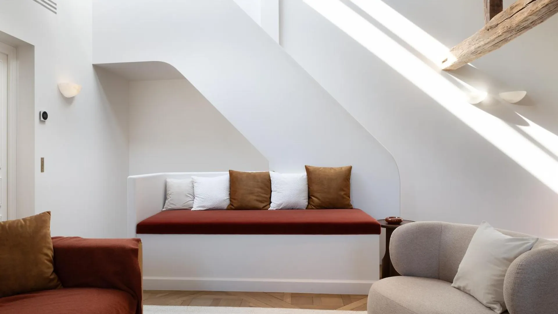 Oniri - Serviced Apartment In Ile De La Cite - Notre Dame Paris France