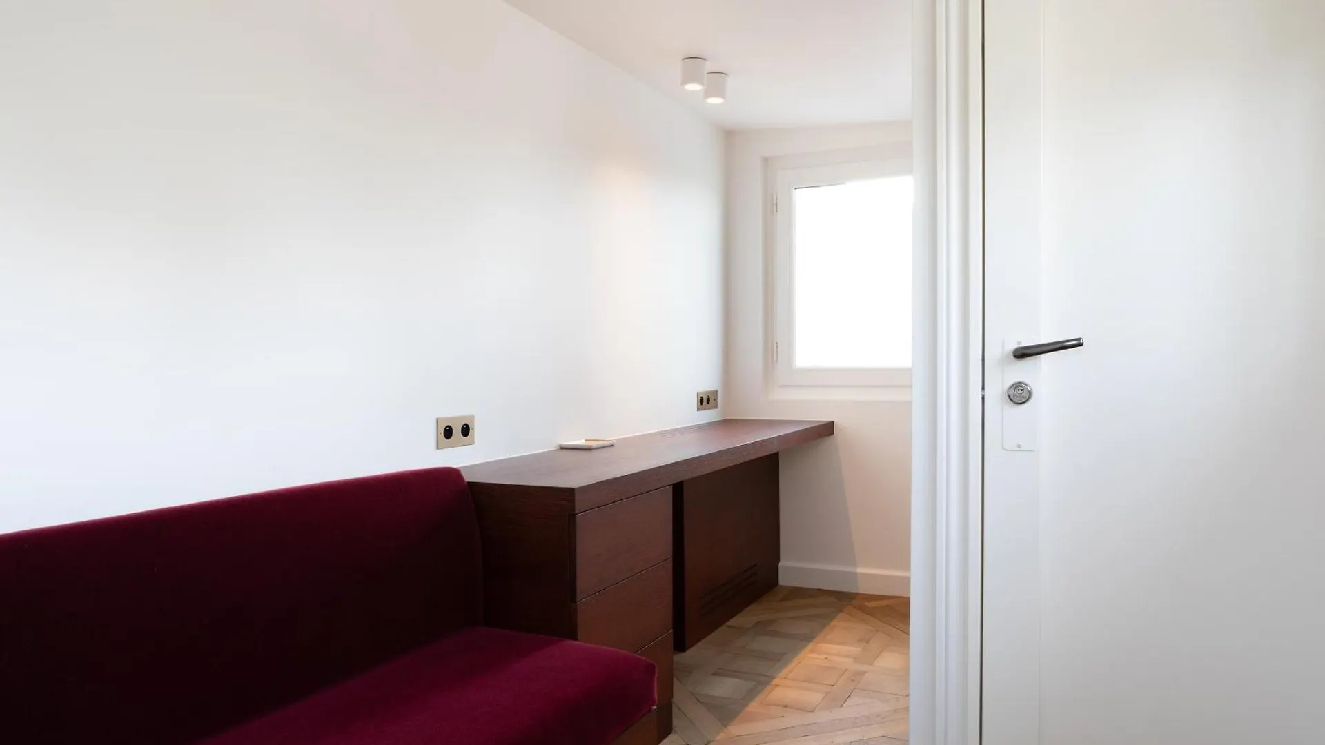 Oniri - Serviced Apartment In Ile De La Cite - Notre Dame Paris France
